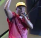 
                  TV Festival: Psirico canta o hit "Xenhenhem" no Festival de Verão