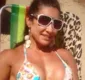 
                  Scheila Carvalho posta foto comendo marmita na praia;confira