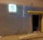 
                  Bandidos explodem dois bancos e agência dos Correios em Quijingue