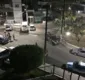 
                  Bandidos invadem prédios e suspeito morre em confronto com a PM