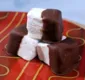 
                  Aprenda a fazer marshmallows com chocolate