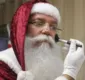 
                  Sem renas e trenó: conheça a vida dura do Papai Noel de shopping