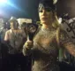 
                  Musa tira a roupa durante desfile da Peruche e é expulsa