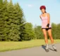 
                  Andar de patins ajuda a perder peso? Descubra