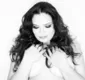 
                  Miss Brasil Plus Size posa topless e ganha elogios: "maravilhosa"