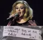 
                  Saco de ar respirado por Adele está à venda na internet
