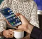 
                  Samsung dá R$ 2.400 para você trocar iPhone por Galaxy S7