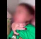 
                  Mãe grava vídeo enforcando filho bebê e manda para o pai em Minas