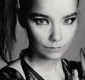 
                  Björk revela que foi assediada sexualmente por diretor