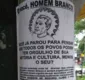 
                  Cartazes de do "orgulho branco"causam polêmica no Brasil
