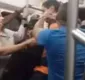 
                  Homem é preso após se masturbar perto de mulher em trem