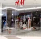 
                  Após anúncio racista, lojas da H&M são atacadas na África do Sul