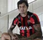 
                  Vitória negocia retorno do zagueiro Victor Ramos
