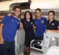 
                  Barcelona causa polêmica com time masculino e feminino em avião