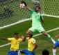 
                  Após gol contra, Fernandinho é atacado nas redes sociais