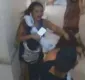 
                  Pediatra é agredida por pais de criança dentro de hospital