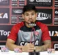 
                  Vitória renova contrato de Léo Ceará até 2020