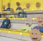 
                  Sem torcedores, clube coloca bonecos de papel nas arquibancadas
