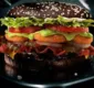 
                  Fast food lança hambúrguer para festa de Halloween