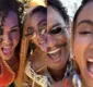 
                  Anitta recebe Compadre Washington e Léo Kret em novo clipe