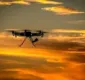 
                  Homem é preso após filmar com drone moradores em momentos íntimos