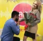 
                  Locutora de Salvador é pedida em casamento ao vivo; veja vídeo