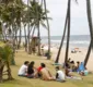 
                  Praias de Lauro reúnem tranquilidade, esporte e badalação