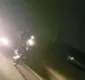 
                  Homem empina moto na rodovia e é atingido por carro; vídeo