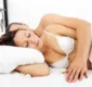 
                  Confira os benefícios de dormir de conchinha com o seu amor