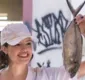 
                  'A dona do pedaço': Josiane é flagrada por Marlene vendendo peixe