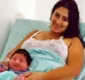 
                  Bebê 'fofão' com 5kg vira atração na maternidade; veja fotos