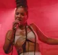 
                  Larissa Luz faz show gratuito no Rio Vermelho nesta segunda