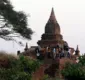 
                  Casal faz vídeo pornô em um templo budista e divulga em site