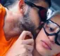 
                  Affair de Pabllo Vittar publica fotos beijando a artista