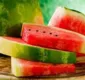 
                  Conheça sete benefícios ao consumir a melancia na alimentação