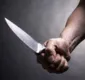 
                  Homem mata o próprio irmão com golpes de faca no pescoço