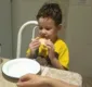 
                  Pizzaria manda brinde surpresa para criança autista e viraliza