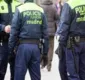 
                  Polícia interrompe orgia por 'crime contra a saúde pública'