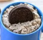 
                  Aprenda a fazer um bolo de Oreo na caneca