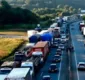 
                  Líder caminhoneiro promete greve: 'A paralisação está de pé'