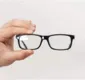 
                  Uso de óculos pode diminuir o risco de infecções pelo coronavírus