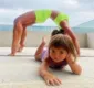 
                  Sabrina Sato explode fofurômetro com sessão de yoga com a filha