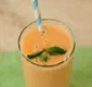 
                  Receita de suco de mamão com gengibre é opção para lanches