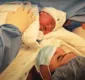 
                  Simone publica vídeo inédito do nascimento de Zaya