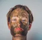 
                  Aprenda máscara caseira para diminuir a oleosidade da pele