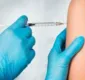 
                  Estudo aponta eficácia de 1 dose da vacina em quem já teve covid
