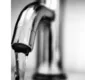 
                  Vazamento em adutora reduz água em bairros de Salvador; confira