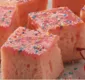
                  Aprenda receita de bolo de cereja, perfeito para Dia das Crianças