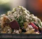 
                  Confira receita saborosa de salada de batata com beterraba