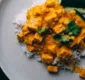 
                  Aprenda a fazer frango indiano com curry e gengibre